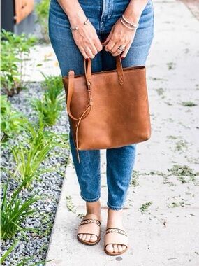 The Zip-Top Transport Crossbody